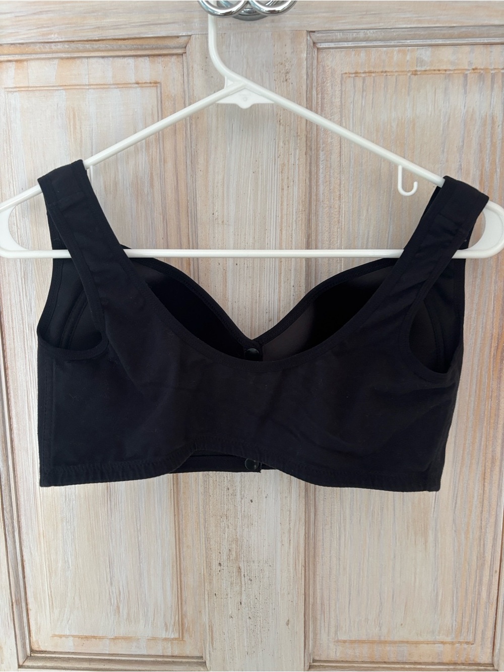 Front-Closure Wireless Floral Bra - Black - Picture 3 of 6